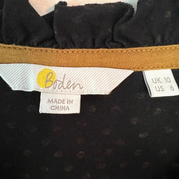 Boden ruffle polka dots long sleeve top. Size 6. - Picture 2 of 6